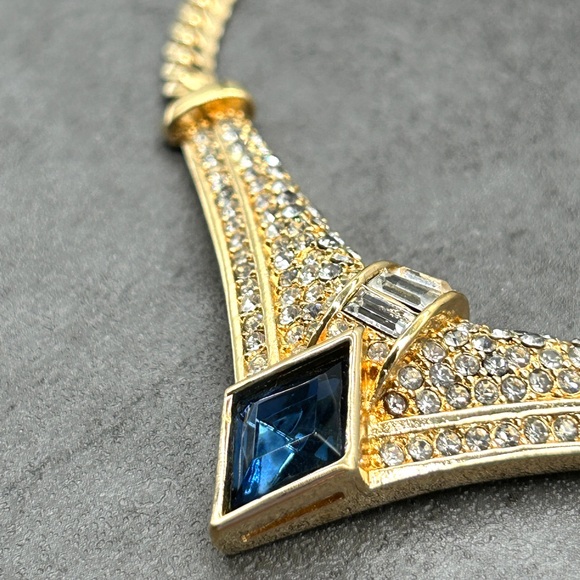 Authentic Vintage Christian Dior Gold Tone  Blue Rhinestone Crystal Necklace 16” - Picture 3 of 15